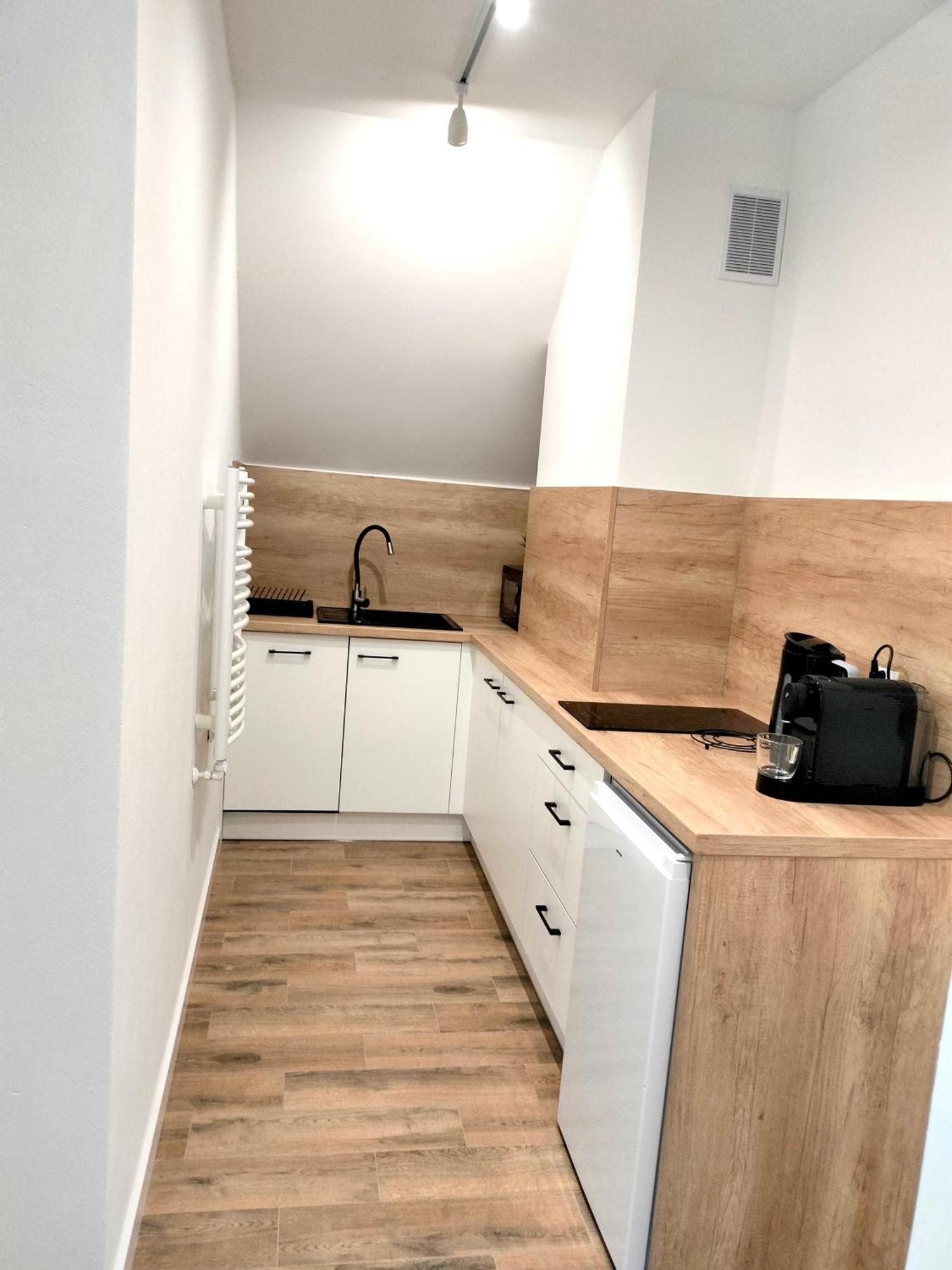 Agroturystyka Jodlowa - Rodzinne Apartamenty W Centrum Gor Swietokrzyskich - Sala Zabaw, Zwierzeta, Bilard Krajno-Zagorze Exterior photo